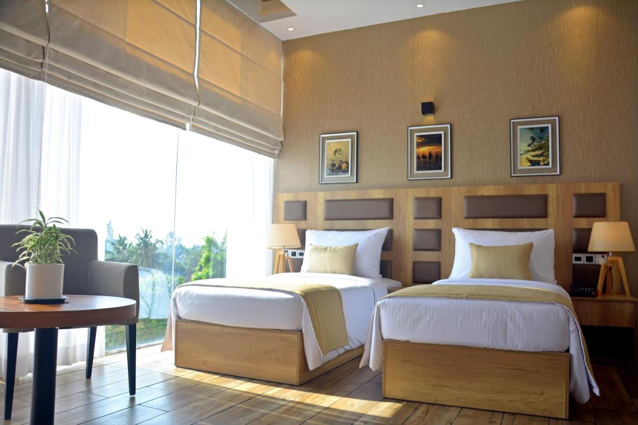 Belmont Boutique Hotel - Free Airport Shuttle Service Negombo Bagian luar foto