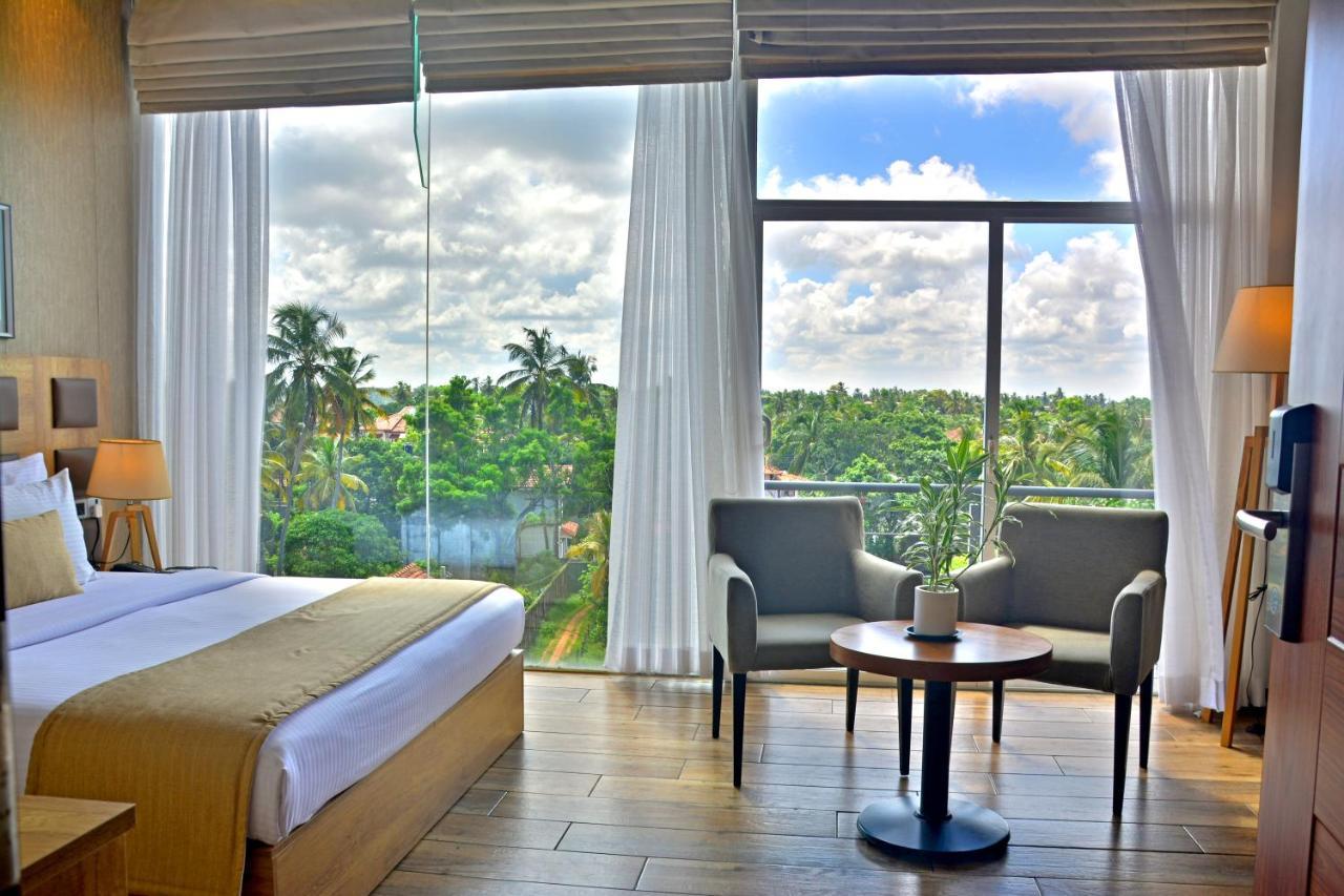 Belmont Boutique Hotel - Free Airport Shuttle Service Negombo Bagian luar foto